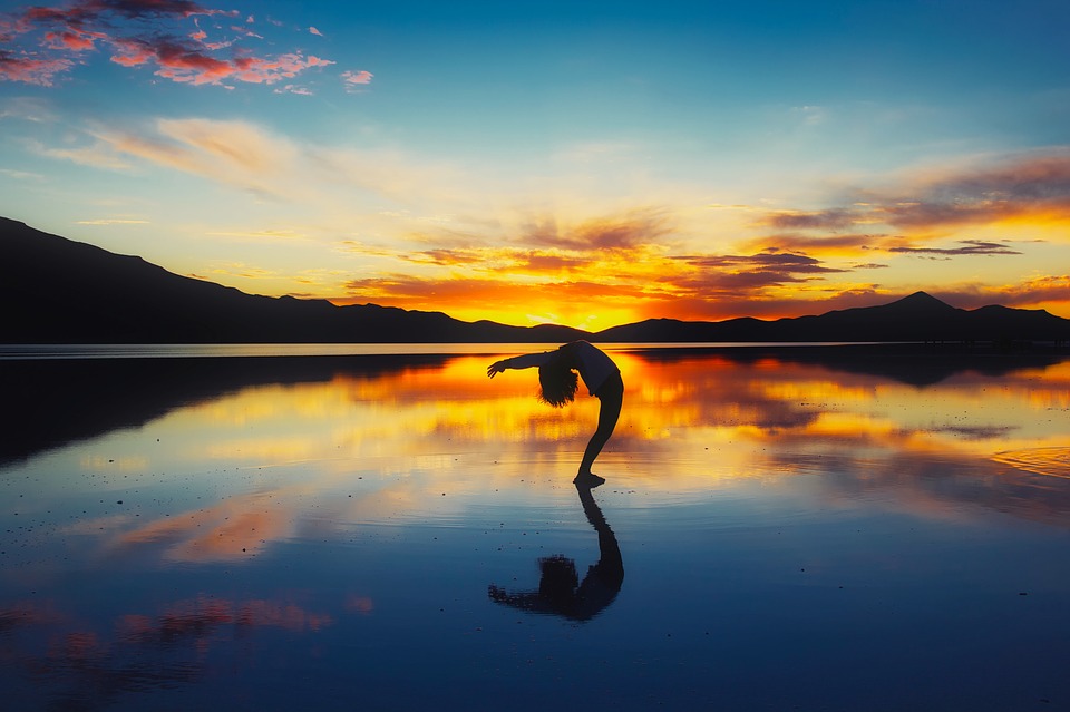 8 Ways to Stay Connected During Covid_19
